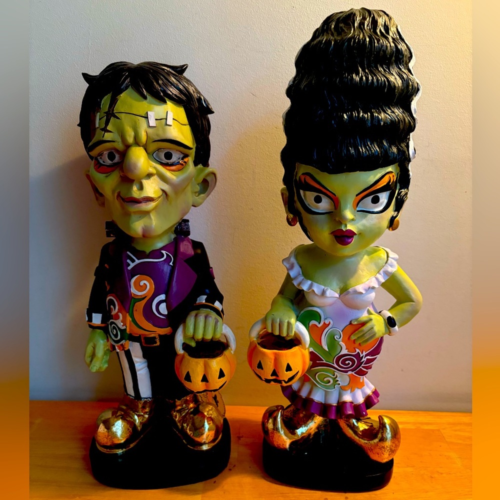 NWT Sweet Street Frankenstein’s monster & bride figures 17” and 15.5”